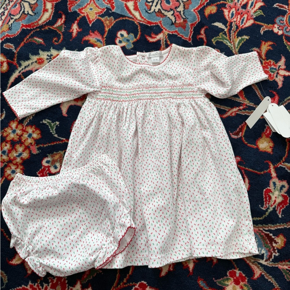 Kissy kissy Christmas 12-18m 2 piece set NWT